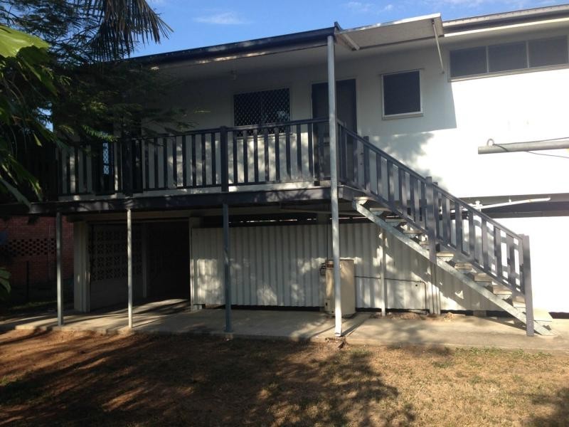 10 Azalea Street, Aitkenvale QLD 4814