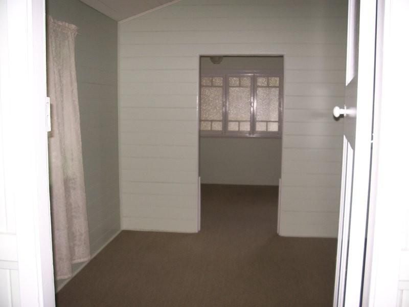 37 Princes Road, Hyde Park QLD 4812