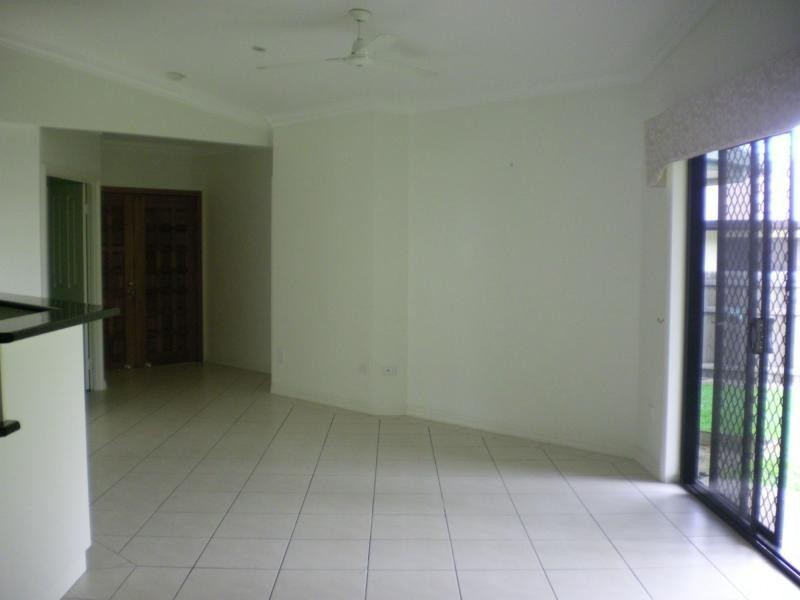 3 Buller Close, Mount Louisa QLD 4814