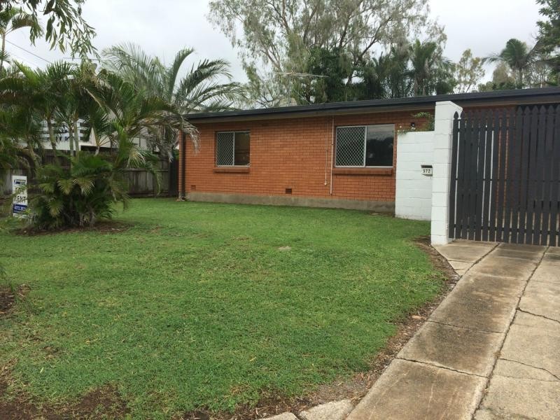 572 Ross River Road, Cranbrook QLD 4814