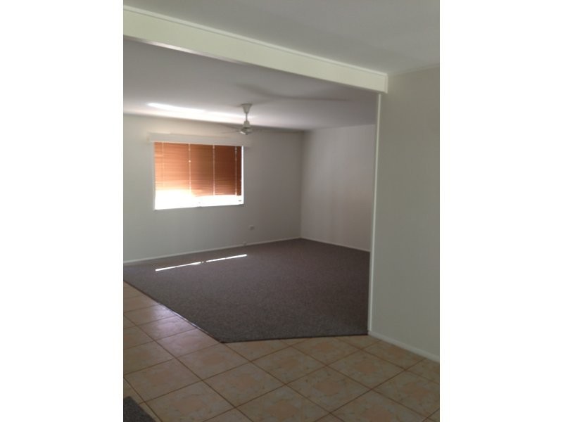 572 Ross River Road, Cranbrook QLD 4814