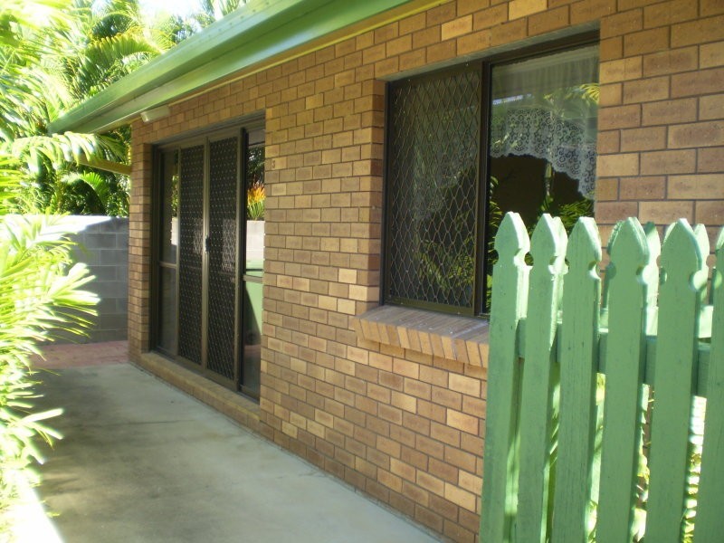 Unit 3/9 Soule Street, Hermit Park QLD 4812