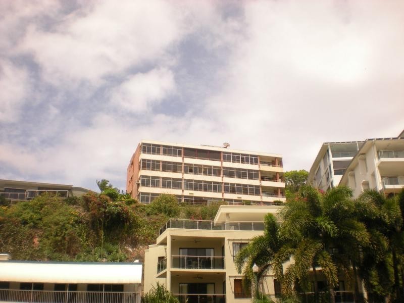 Unit 4/23A Cleveland Terrace, North Ward QLD 4810