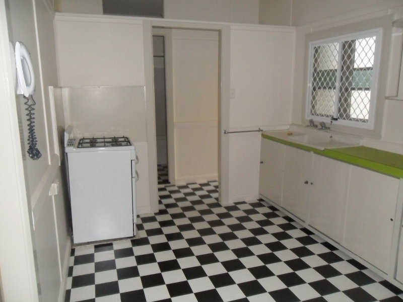 Unit 3/4 Paxton Street, North Ward QLD 4810