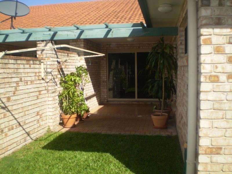 Unit 15/17 Canterbury Road, Kirwan QLD 4817