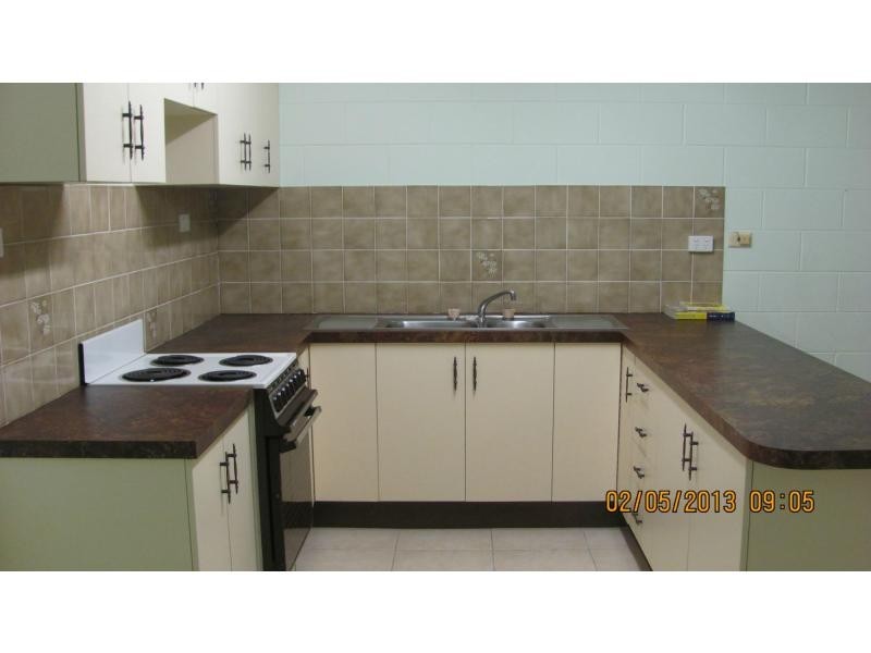 Unit 4/18 Cavendish Street, Pimlico QLD 4812