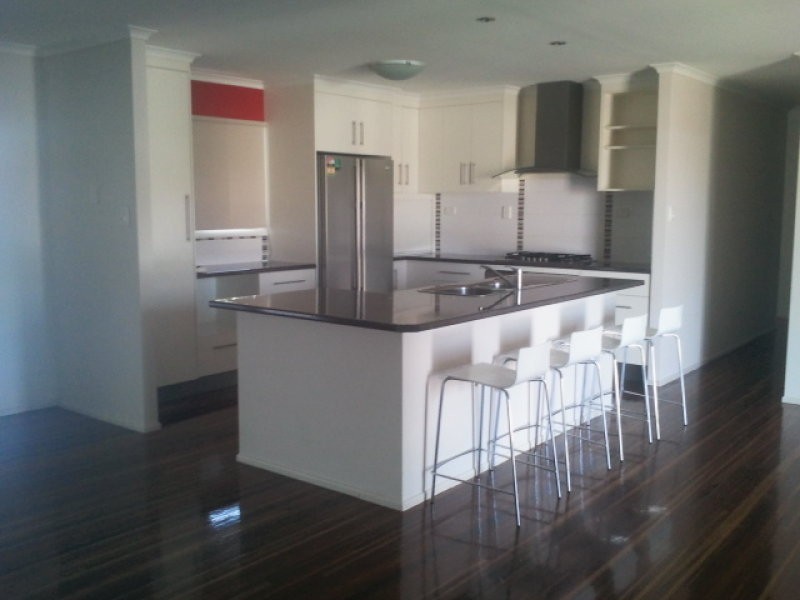 9 Lambert Street, Kirwan QLD 4817