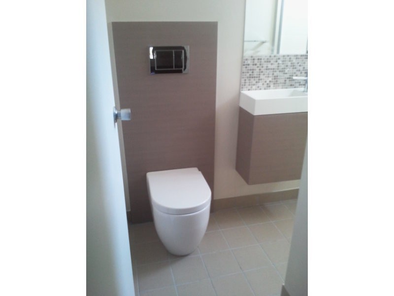 9 Lambert Street, Kirwan QLD 4817