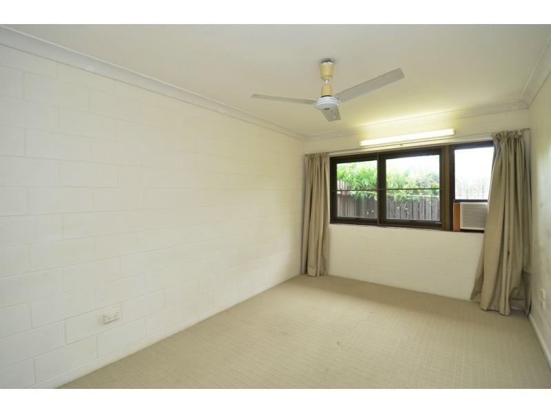 Unit 3/2 Cavendish Street, Pimlico QLD 4812