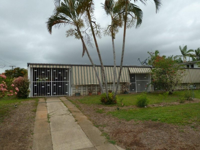 2/17 Moorina Street, Mundingburra QLD 4812