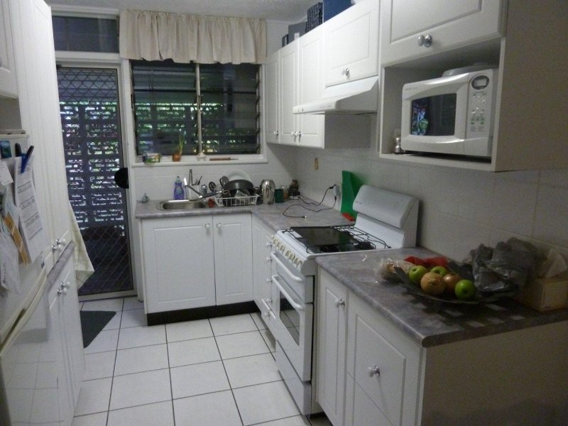 2/17 Moorina Street, Mundingburra QLD 4812