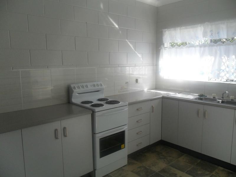 2/27 Kayleen Court, Deeragun QLD 4818