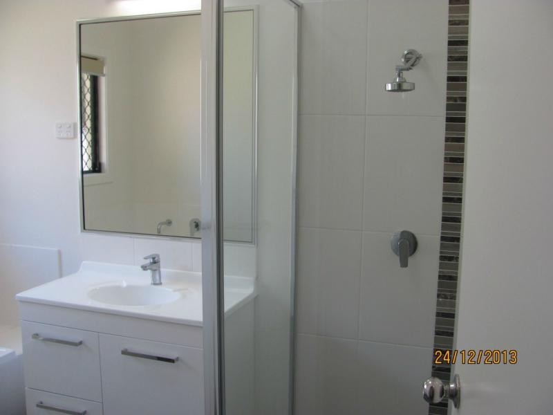 2/4 Finschhaffen Street, Aitkenvale QLD 4814