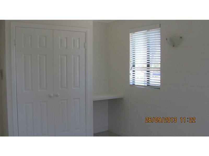 Unit 4/111 The Strand Street, North Ward QLD 4810