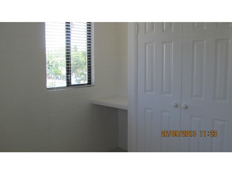 Unit 4/111 The Strand Street, North Ward QLD 4810