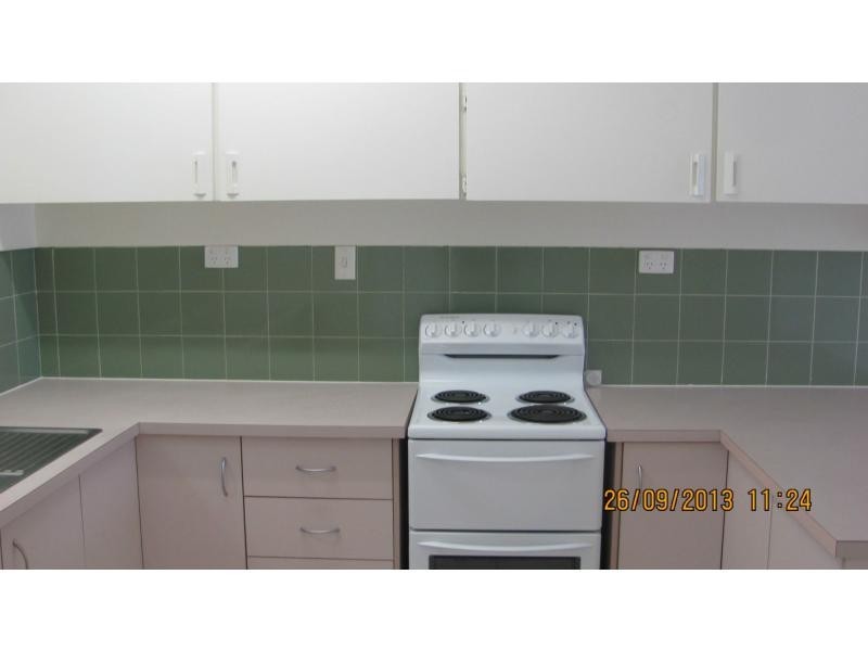 Unit 4/111 The Strand Street, North Ward QLD 4810