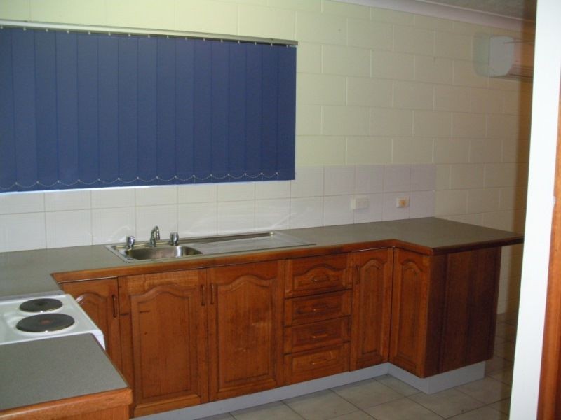 Unit 8/90 Dearness Street, Garbutt QLD 4814