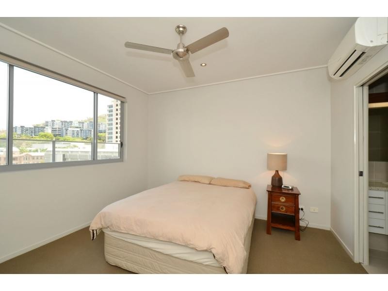 Unit 503/122 Walker Street, Townsville City QLD 4810