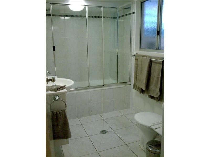 8/209 Wills Street, Townsville City QLD 4810