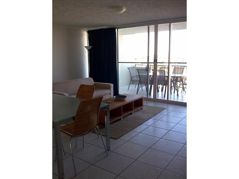 8/209 Wills Street, Townsville City QLD 4810