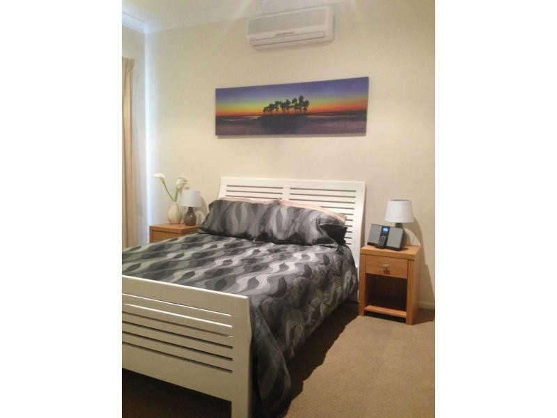 Unit 3/122 Eyre Street, North Ward QLD 4810