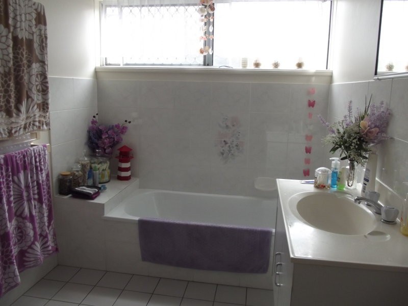 133 Kern Brothers Drive, Kirwan QLD 4817