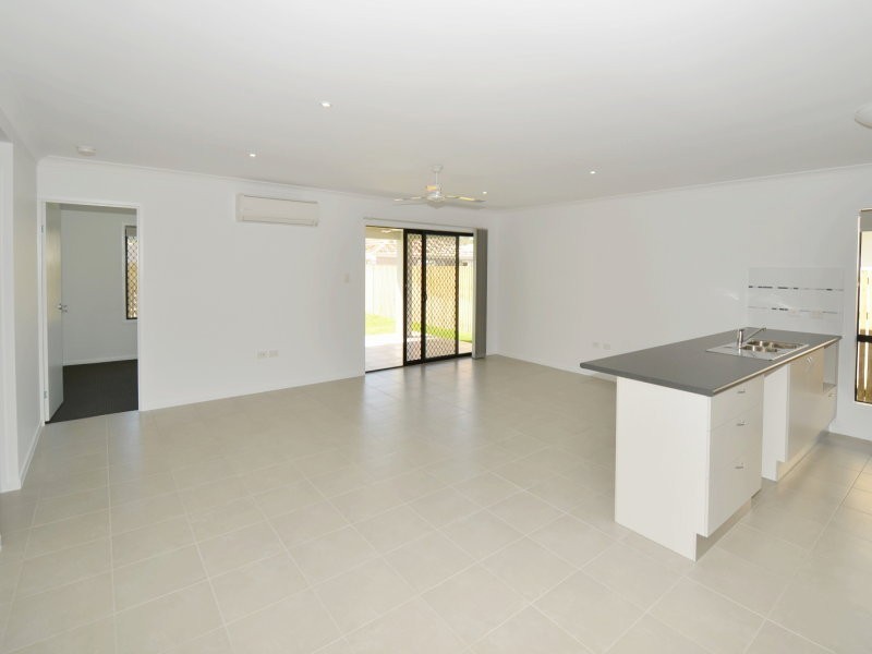 7 Gadsden Loop, Mount Louisa QLD 4814