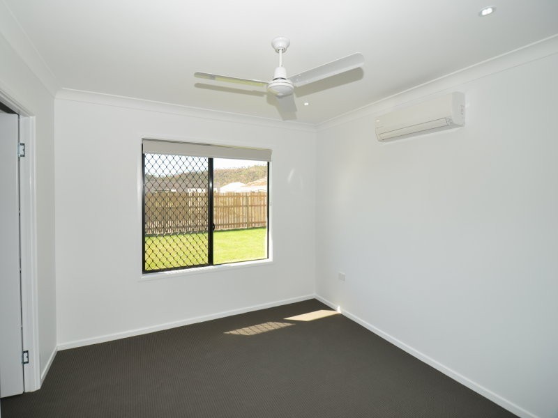 7 Gadsden Loop, Mount Louisa QLD 4814