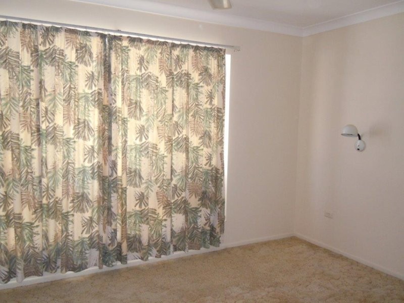 Unit 2/16 Cowley Street, West End QLD 4810