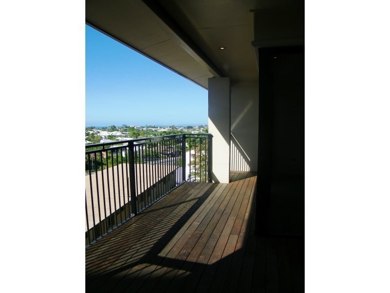 Unit 2/27 Gilbert Crescent, Castle Hill QLD 4810