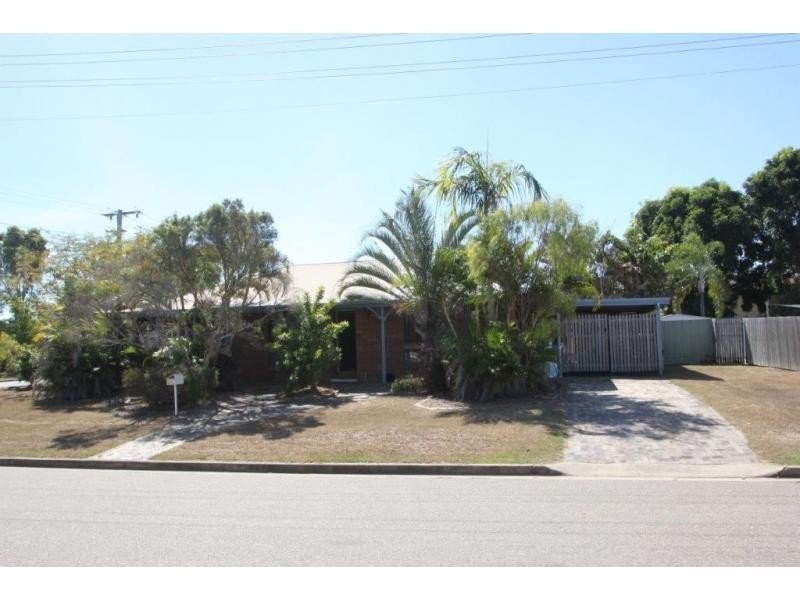 2 Roma Court, Kelso QLD 4815