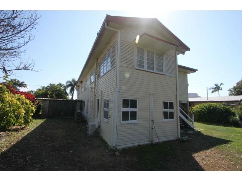 41 Ninth Avenue, Railway Estate QLD 4810