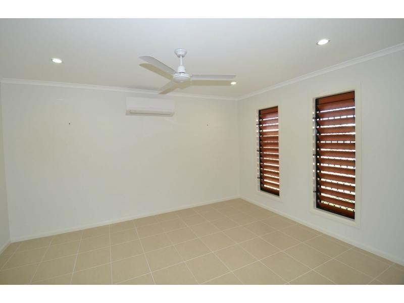 15 Epping Way, Sanctum, Mount Low QLD 4818