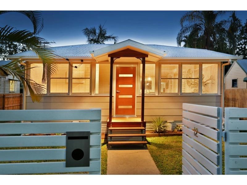 12 Townsville Street, West End QLD 4810