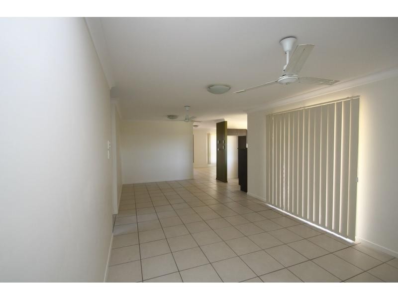 2 Chancellor Court, Kelso QLD 4815