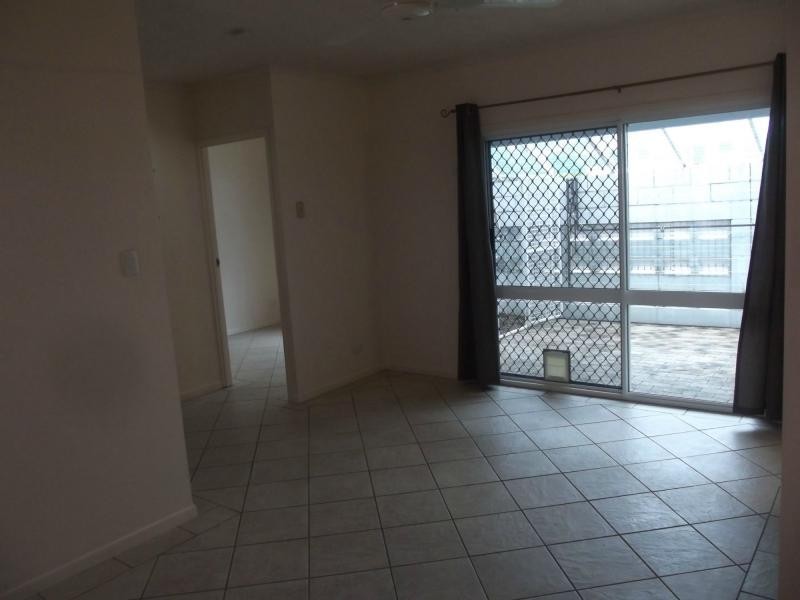 Unit 1/15 Love Lane, Rosslea QLD 4812