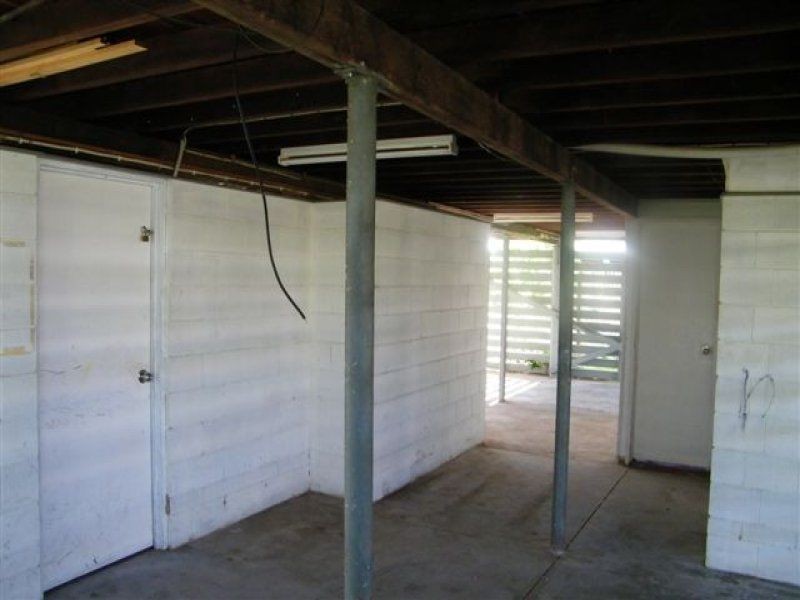 8 Symons Street, Vincent QLD 4814