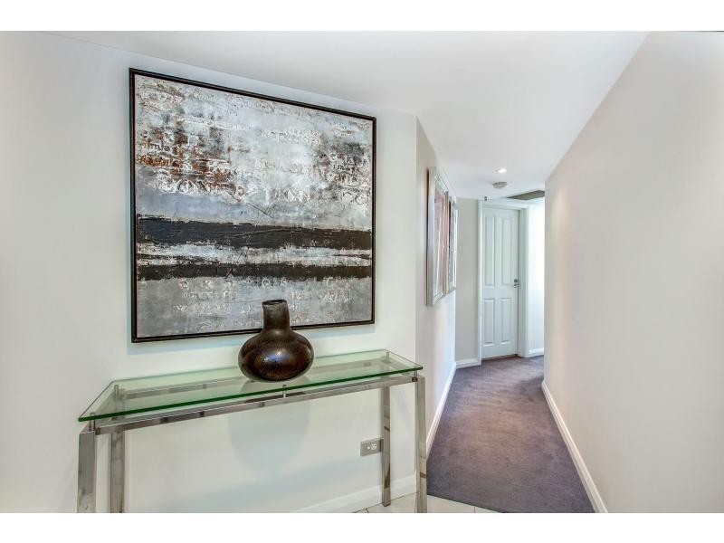 24/63 Crown Street, Woolloomooloo NSW 2011