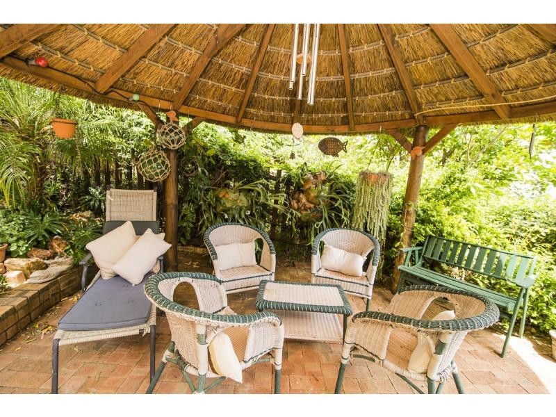 17 Graelou Road, Lesmurdie WA 6076