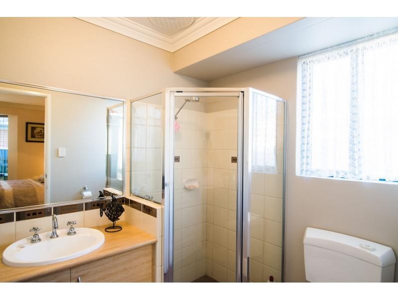 4/16 Dollarbird Road, Southern River WA 6110