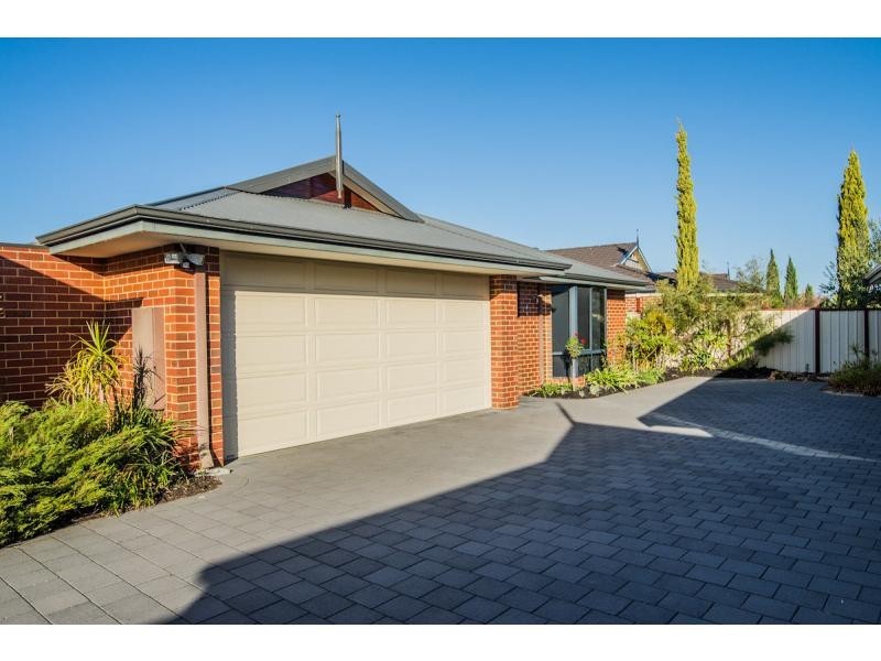 4/16 Dollarbird Road, Southern River WA 6110