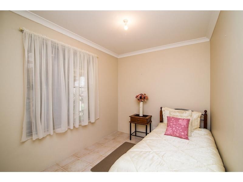 2 Blakemore Retreat, Huntingdale WA 6110