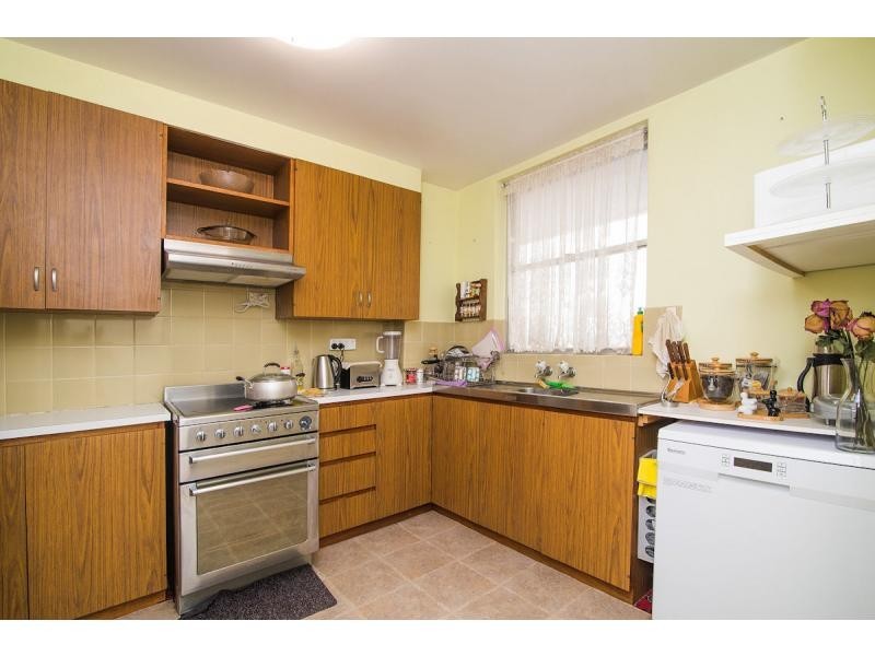 18/144 Mill Point Road, South Perth WA 6151