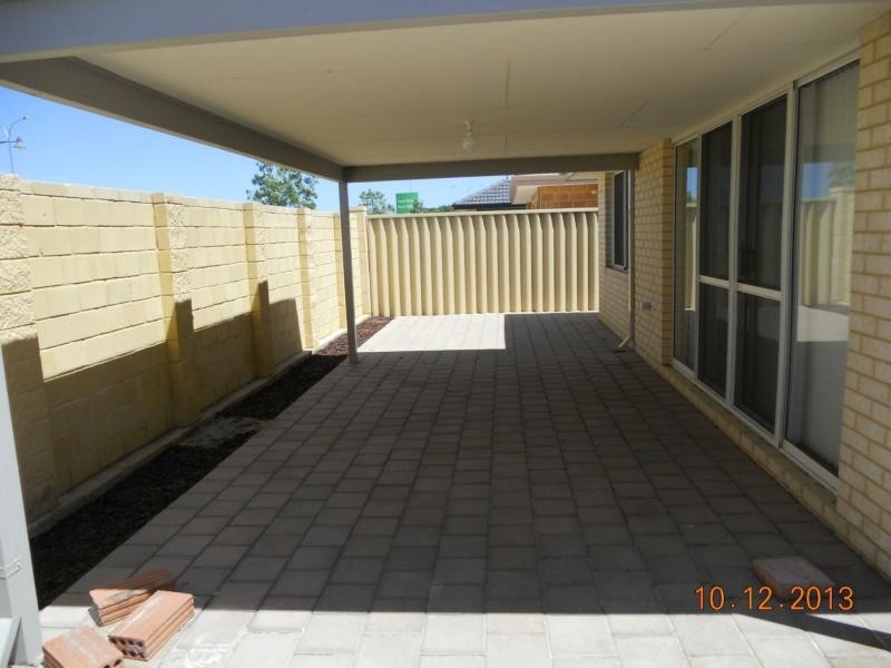 31 Goldfinch Bend, Harrisdale WA 6112