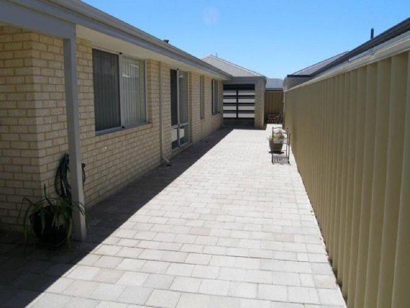 31 Goldfinch Bend, Harrisdale WA 6112