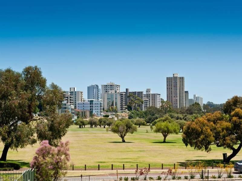6/286 Mill Point Road, South Perth WA 6151