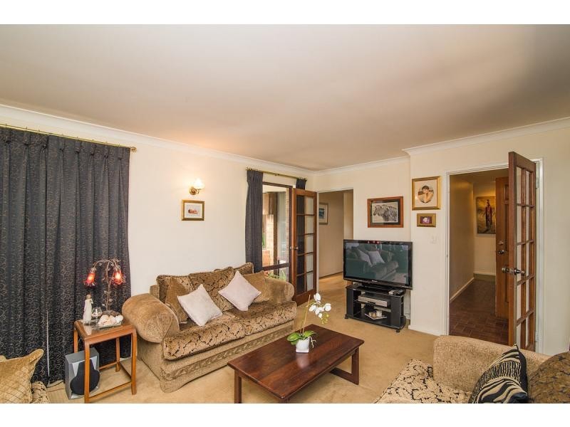 14 Doune Place, Willetton WA 6155