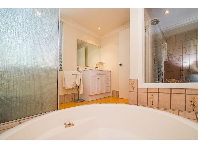 14 Doune Place, Willetton WA 6155