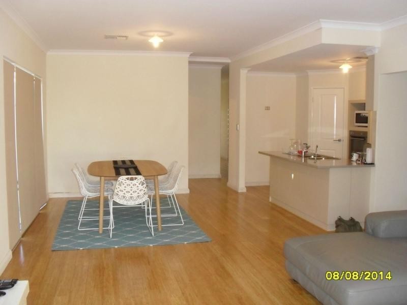 37 Whitehorse Drive, Harrisdale WA 6112