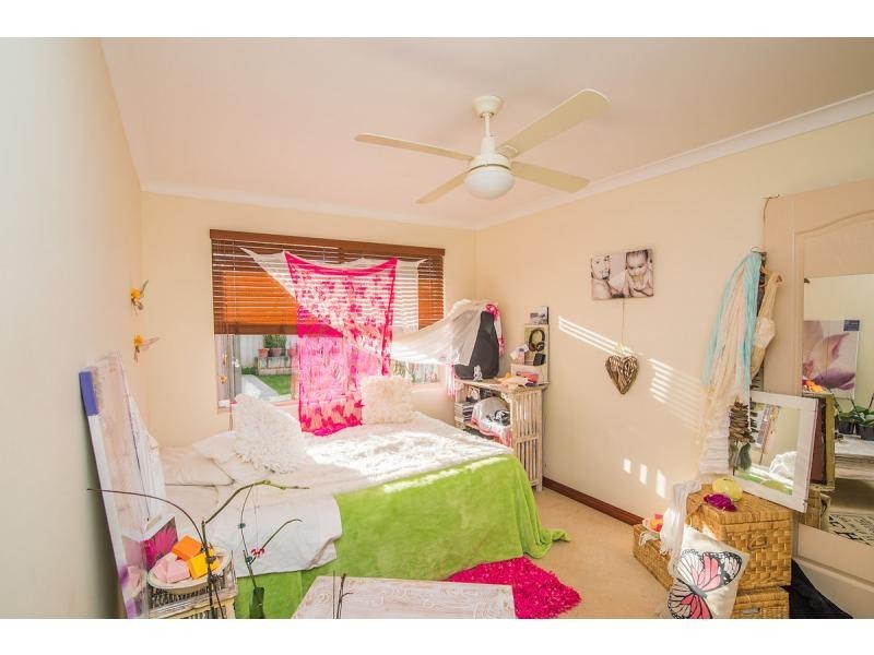 11 Burbank Street, Canning Vale WA 6155